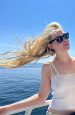 ELLE and DAKOTA FANNING - Instagram Photos 06/06/2023