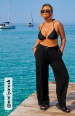 EMILY ATACK for New Look Collection, Jue 2023