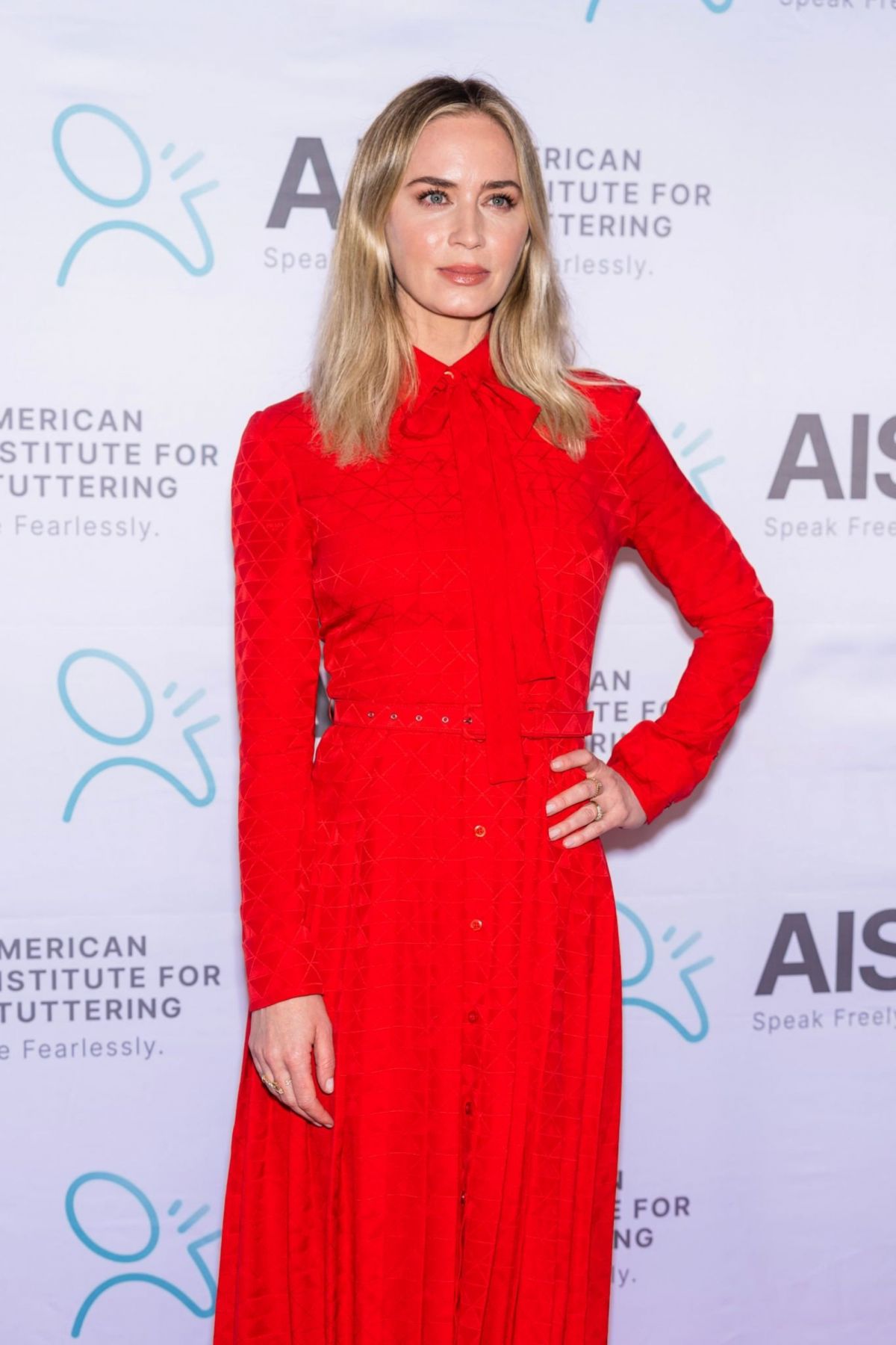 EMILY BLUNT at American Institute for Stuttering 17th Annual Gala ...