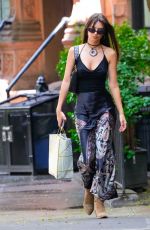 EMILY RATAJKOWSKI Out and About in New York 06/14/2023