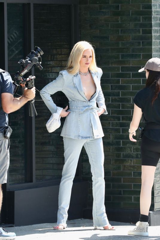 EMMA HERNAN Filming Selling Sunset in Los Angeles 06/20/2023