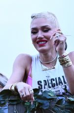 GSWEN STEFANI Watching P!nk at British Summertime 2023 at Hyde Park in London 06/25/2023