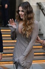 HAILEE STEINFELD Leaves Her Hotel in London 06/01/2023