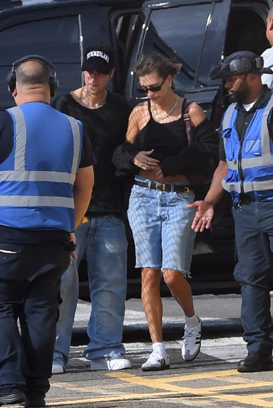 HAILEY and Justin BIEBER Take a Helicopter Ride in New York 06/18/2023