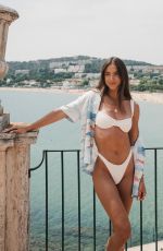HELEN OWEN - Instagram Photos 06/25/2023