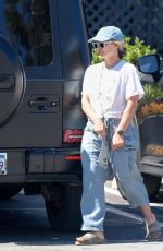 HILARY DUFF Shopping at Jayde