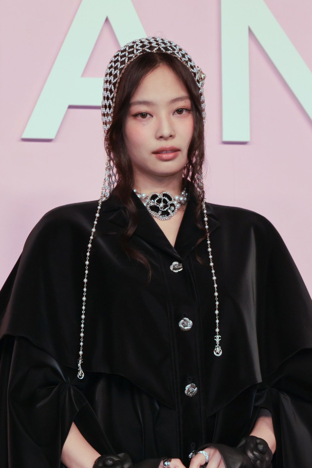 JENNIE KIM at Chanel’s Metiers D’art Collection Photocall in Tokyo 06 ...