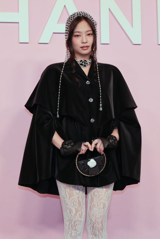 JENNIE KIM at Chanel’s Metiers D’art Collection Photocall in Tokyo 06/01/2023