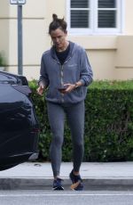 JENNIFER GARNER Back to Her Car in Los Angeles 06/01/2023