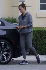 JENNIFER GARNER Back to Her Car in Los Angeles 06/01/2023