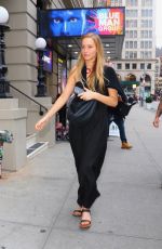 JENNIFER LAWRENCE Out for Dinner with a Friend at Indochine in New York 06/22/2023