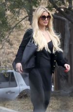 JESSICA SIMPSON Heading to a Meeting in Los Angeles 06/13/2023