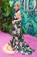 JULIANNE HOUGH at 76th Annual Tony Awards in New York 06/11/2023