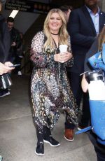 KELLY CLARKSON at Surprise Performance at Rockefeller Center Subway Station in New York 06/22/2023