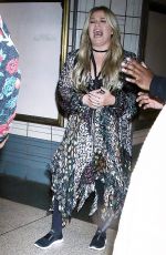 KELLY CLARKSON at Surprise Performance at Rockefeller Center Subway Station in New York 06/22/2023