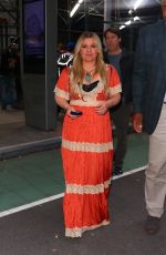 KELLY CLARKSON Out and About in New York 06/21/2023