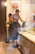 KENDALL JENNER Shopping at Bottega Veneta in Paris 06/26/2023