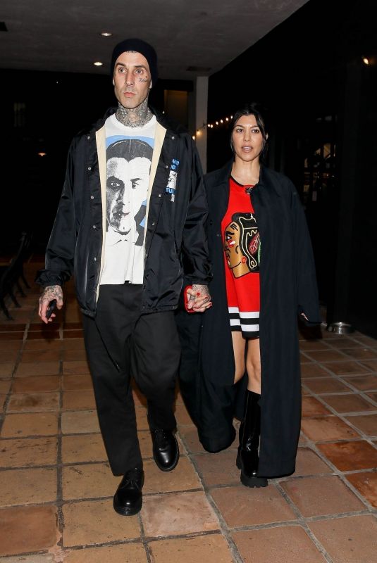 KOURTNEY KARDASHIAN and Travis Barker Leaves Taverna Tony in Malibu 06/02/2023