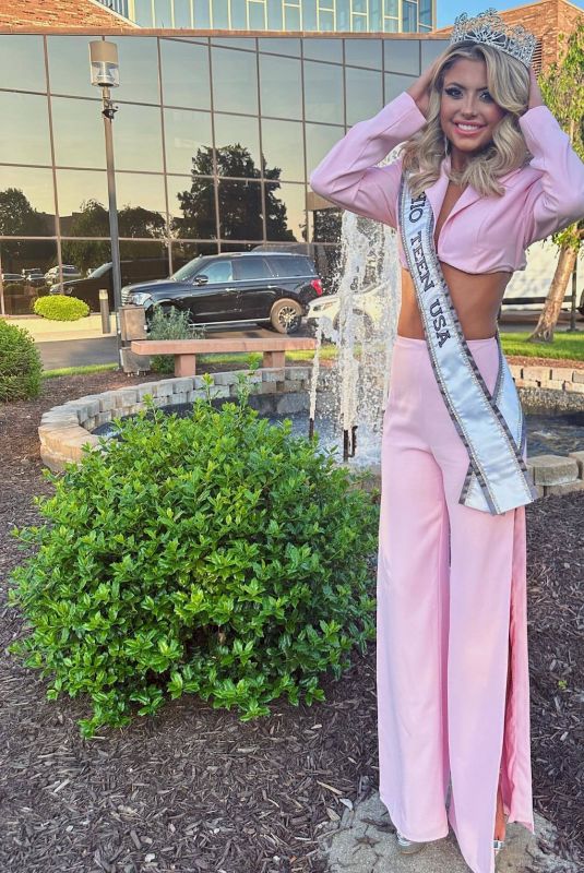 KYLAN DARNELL - Instagram Photos 06/03/2023