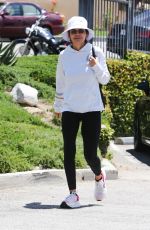 LISA RINNA Out for Coffee at Beverly Glen Mall in Beverly Hills 06/24/2023