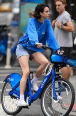 MARGARET QUALLEY Taking a Citi Bike in New York 06/26/2023