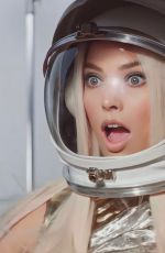 MARGOT ROBBIE for Vogue Magazine, June-july 2023