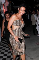 NICOLE MURPHY Leaves Drake