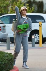 PAULA PATTON Shopping at Whole Foods in Malibu 06/13/2023