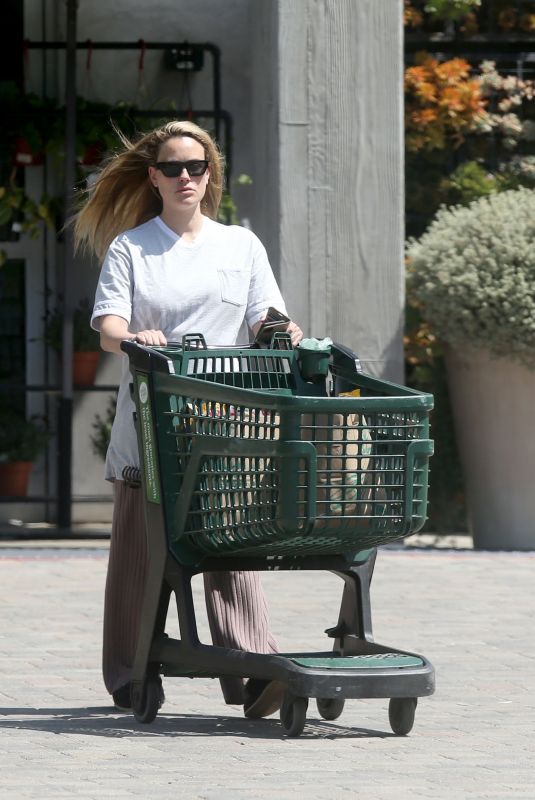 PETA MURGATROYD Out Shopping in Malibu 06/26/2023