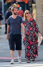 Pregnant CLAIRE DANES and Hugh Dancy Out Shopping in New York 06/27/2023