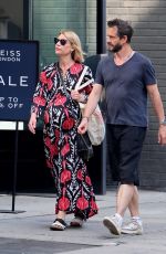 Pregnant CLAIRE DANES and Hugh Dancy Out Shopping in New York 06/27/2023