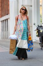 Pregnant CLAIRE DANES Out Shopping in New York 06/13/2023