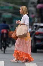 Pregnant CLAIRE DANES Out Shopping in New York 06/26/2023