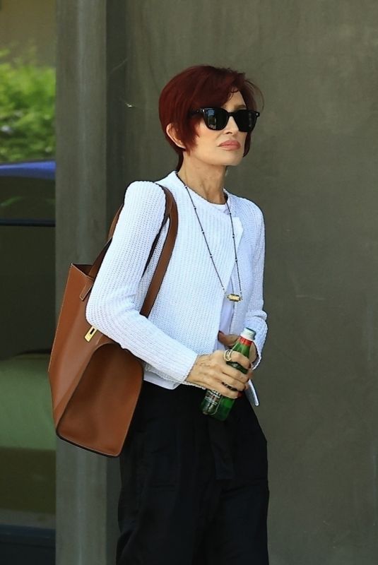 SHARON OSBOURNE Out Shopping at Local Gallery in West Hollywood 06/20/2023