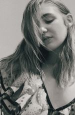 SOPHIE NELISSE for Content Mode, June 2023