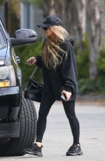 STACY FERGIE FERGUSON Visit a Local Studio in Santa Monica 06/19/2023
