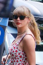 TAYLOR SWIFT Arrives at Electric Lady Studios in New York 06/29/2023
