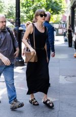 TAYLOR SWIFT Arrives at Recording Studio in New York 05/31/2023