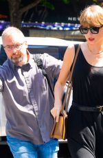 TAYLOR SWIFT Out in New York 05/31/2023