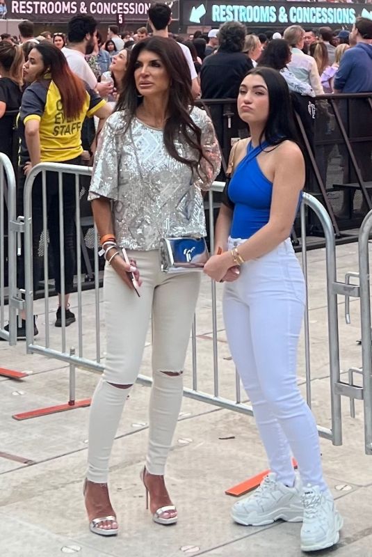 TERESA GIUDICE at Ed Sheeran