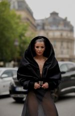 ALEXANDRA PEREIRA Arrives at Stephane Rolland Fall/winter 23/24 Haute Couture Show in Paris 07/04/2023