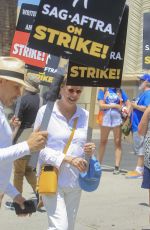 ANNETTE BENING Supporting SAG Strike at Paramount in Hollywood 07/21/2023