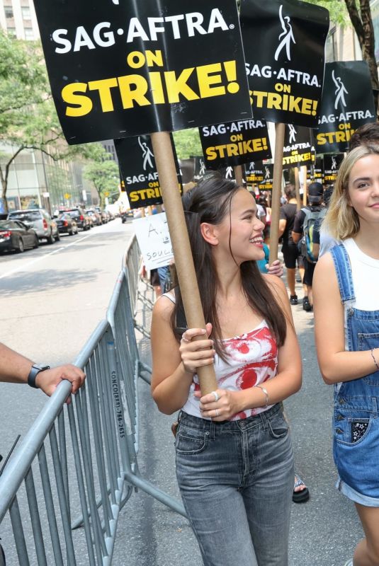 BAILEE MADISON, CHANDLER KINNEY and MALIA PYLES at Sag-aftra Actors Union Strike in New York 06/17/2023