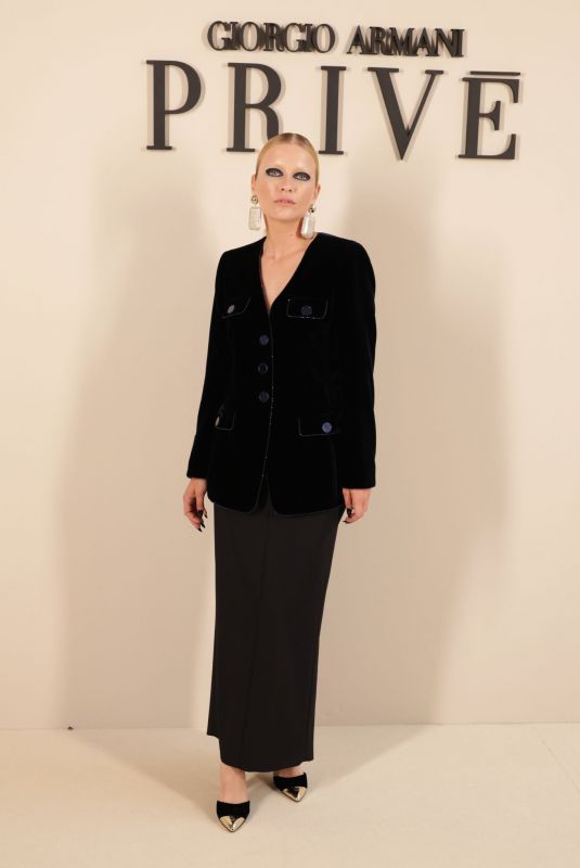 CAMILLE RAZAT at Giorgio Armani Prive Haute Couture Fall/winter 23/24 Show in Paris 07/04/2023