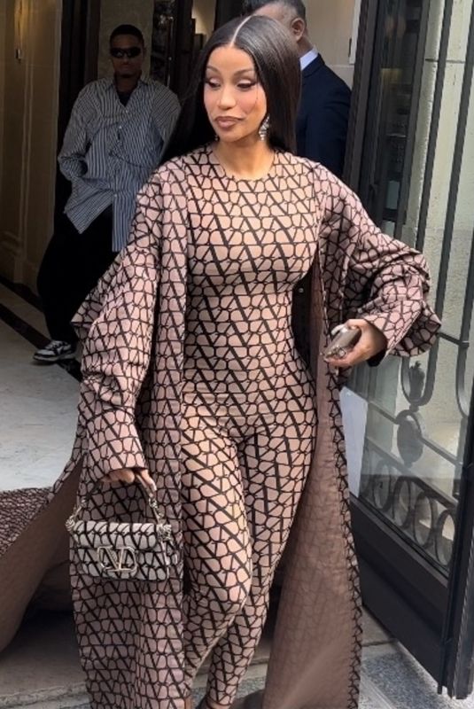 CARDI B Leaves Valentino Store in Paris 07/04/2023