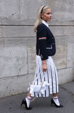 CARO DAUR Leaves Thom Browne Show at Haute Couture Week in Paris 07/03/2023