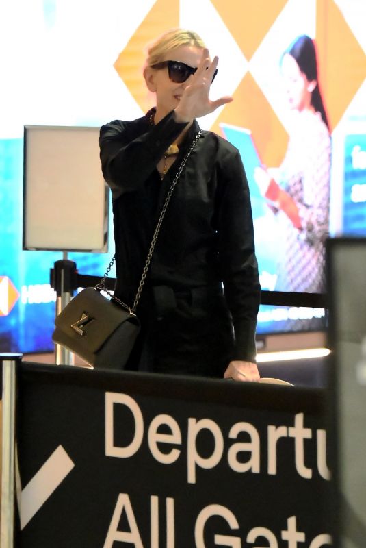 CATE BLANCHETT at Airport in Sydney 07/04/2023