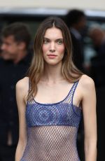 CHARLOTTE CARDIN Arrives at Giorgio Armani Prive Haute Couture Fall/winter 23/24 Show in Paris 07/04/2023