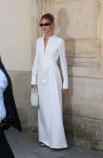 CHIARA FERRAGNI Leaves Dior Couture Show at Haute Couture FW23/24 Week in Paris 07/03/2023