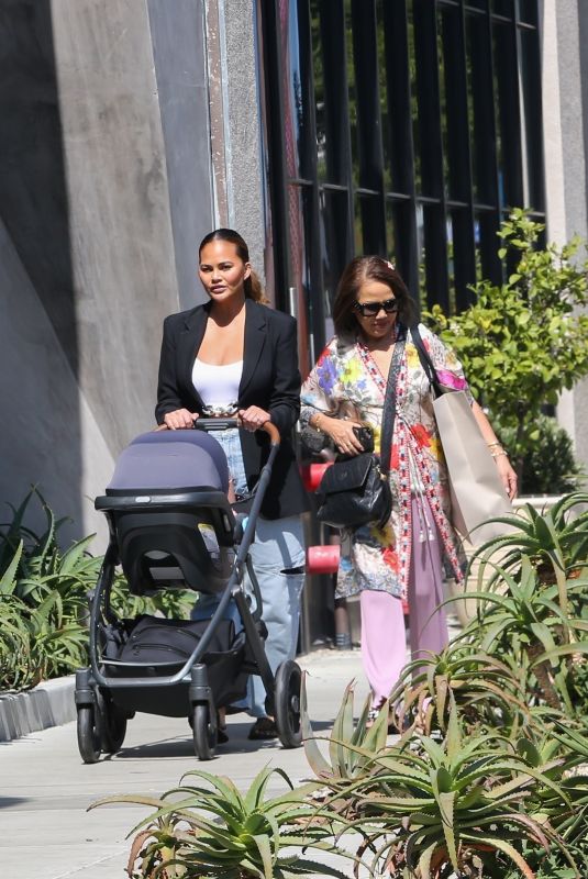 CHRISSY TEIGEN and Her Mom Out Shopping on Melrose Place in West Hollywood 07/08/2023